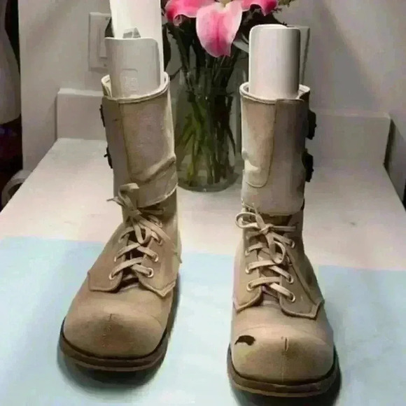 VINTAGE KOREAN WAR "Bunny Boots"  A R Hyde & Sons Boots - Picture 3 of 14